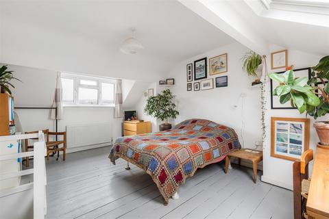 3 bedroom terraced house for sale, South View Crescent, Sheffield S7
