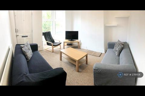 3 bedroom terraced house to rent, Vincent Road, Sheffield, S7