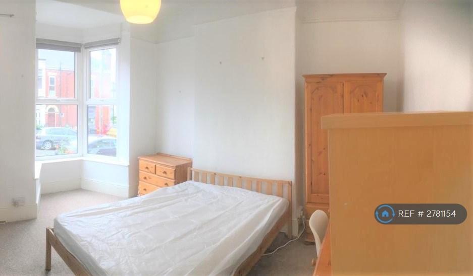 Ground Floor Bedroom/Lounge