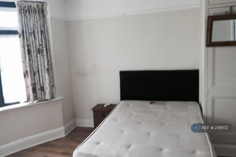 undefined, Mollison Drive, Wallington, SM6