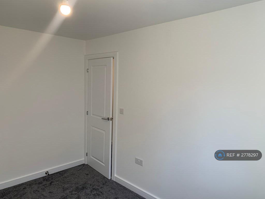 Front Double Bedroom