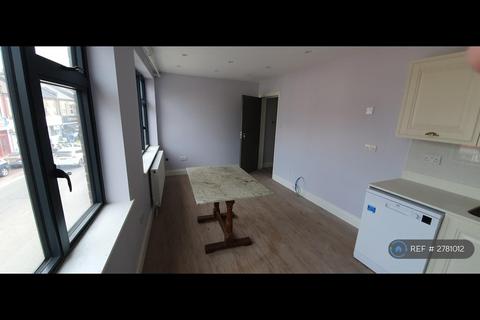 3 bedroom flat to rent, Dudden Hill Lane, London, NW10