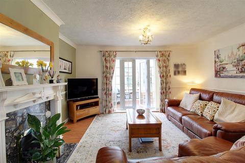 undefined, Frowyke Crescent, South Mimms EN6