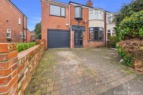 4 bedroom semi-detached house for sale, Riversdale Road, East Riding of Yorkshire HU6