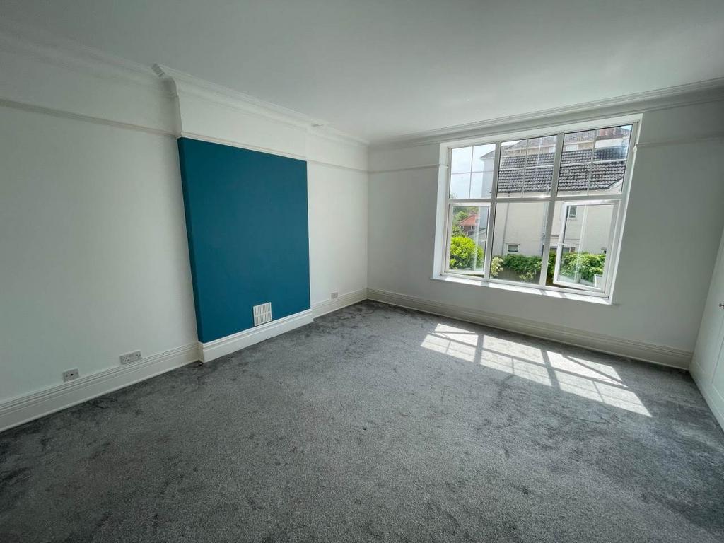 Henleaze rd 4a bed 1