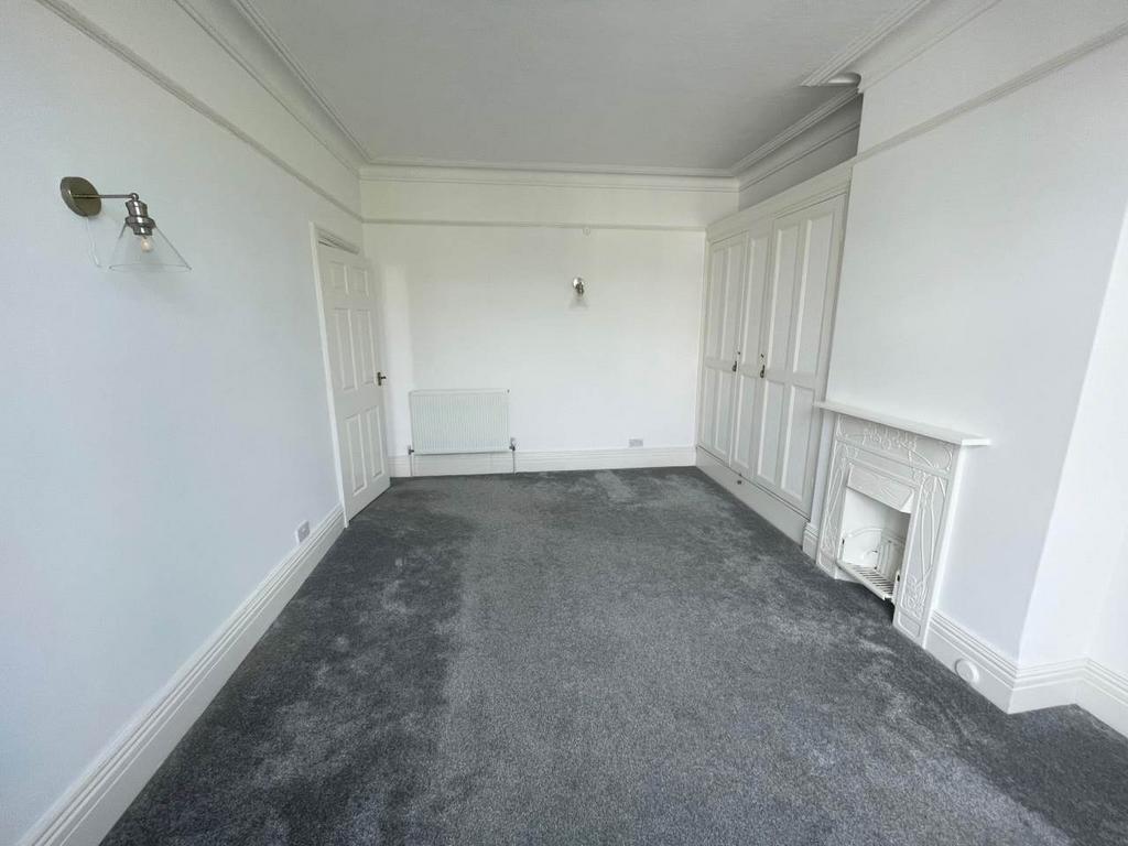 Henlease rd 4a bed 2