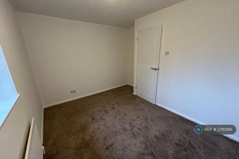 undefined, Richmond Avenue, Kettering, NN15