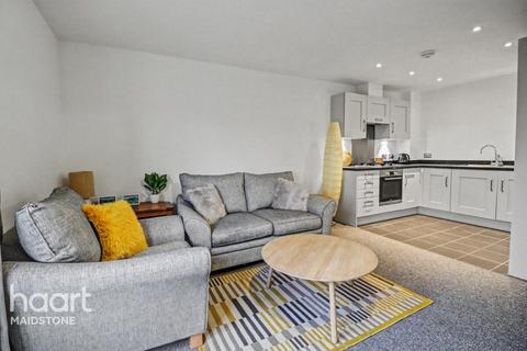 1 bedroom apartment for sale, Hubert Walter Drive, Maidstone