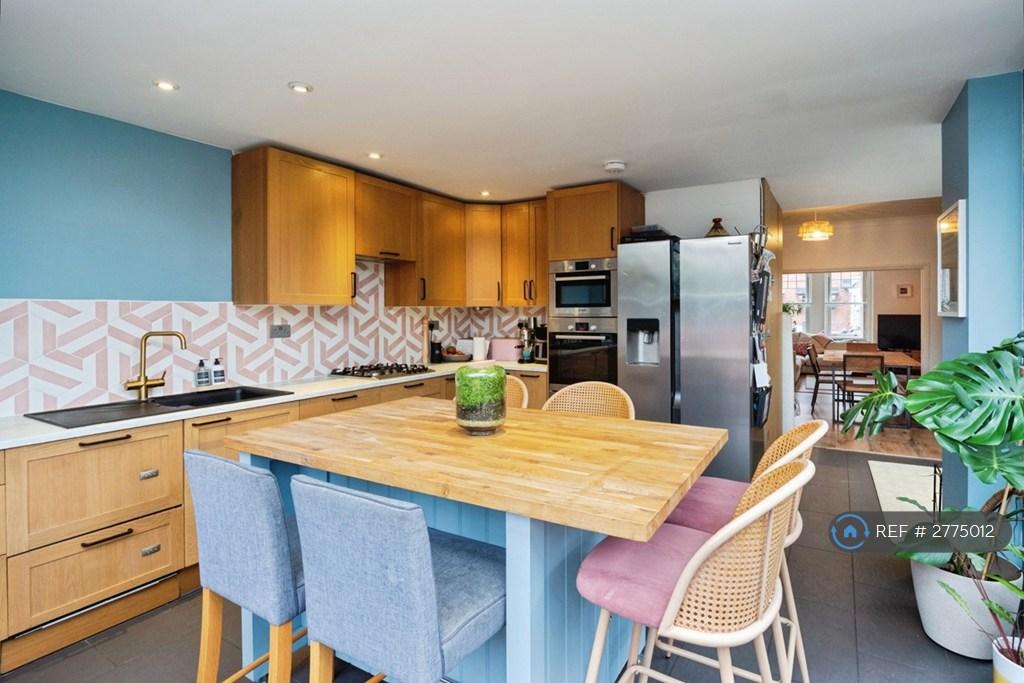 Kitchen 2