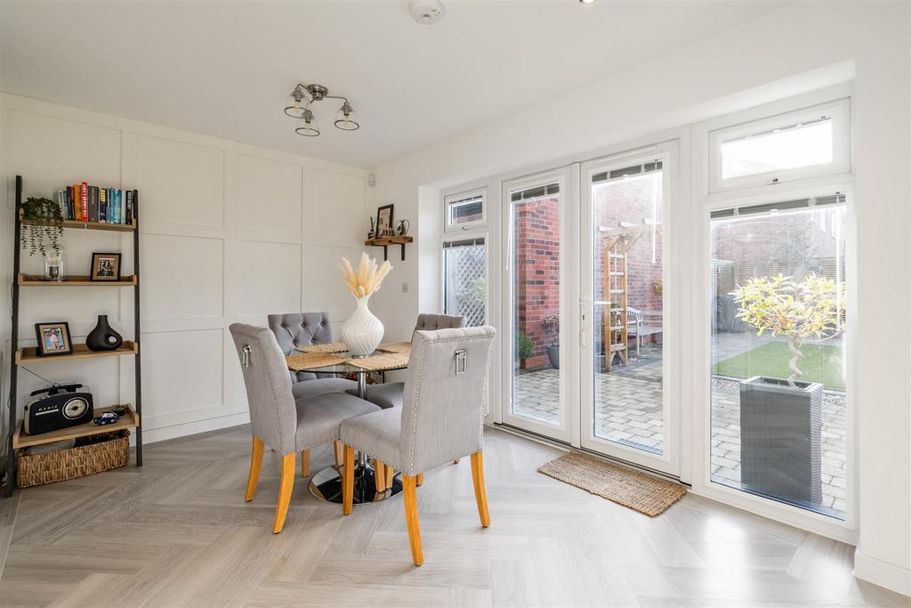 30 Dewberry Road 5.jpg