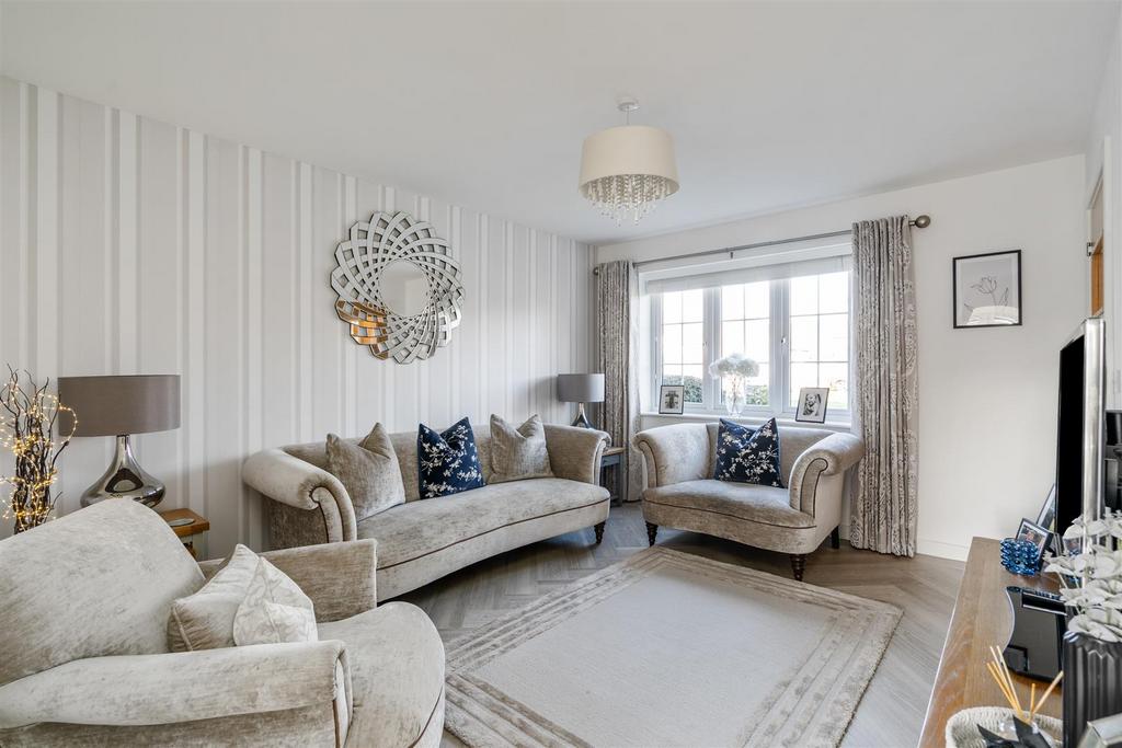 30 Dewberry Road 1.jpg