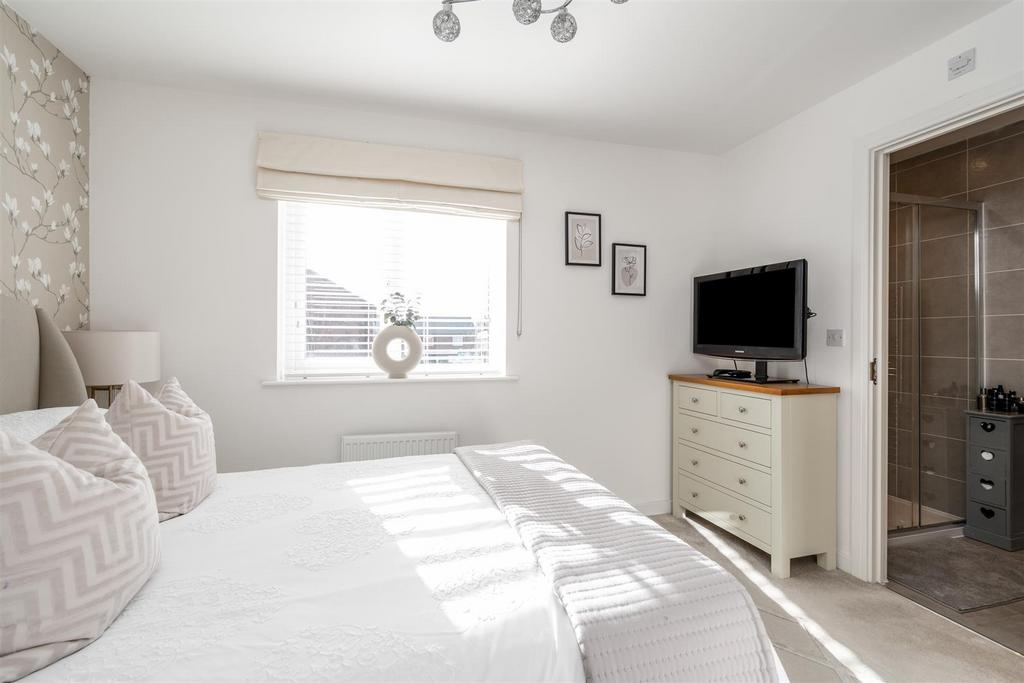 30 Dewberry Road 18.jpg