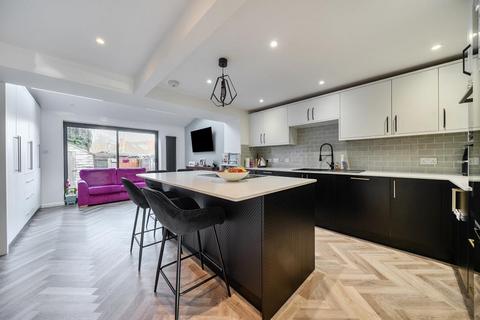 undefined, Brookside Close,  Tiddington,  Oxfordshire,  OX9