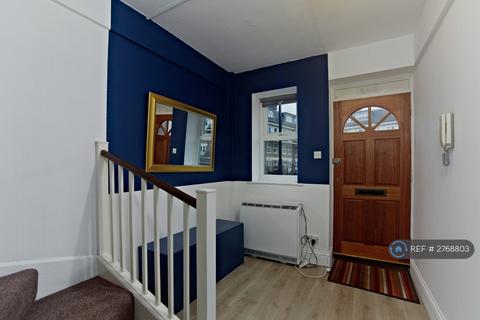 2 bedroom maisonette to rent, Riverside Mansions, London, E1W