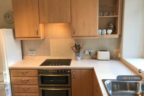 2 bedroom flat to rent, Falcon Road West, Edinburgh, EH10