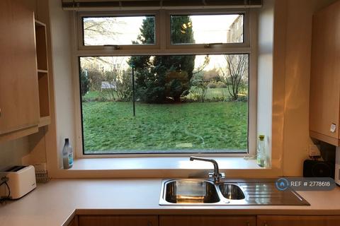 2 bedroom flat to rent, Falcon Road West, Edinburgh, EH10