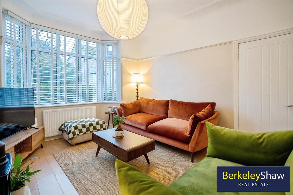 Living room (2)