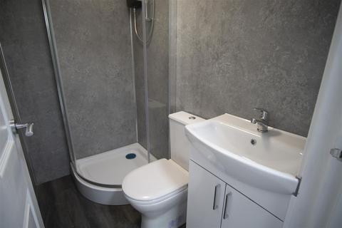 undefined, 1 bedroom Flat to LET on Cambridge Close