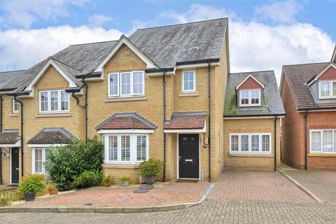 Hadlow Close, Maidstone ME16