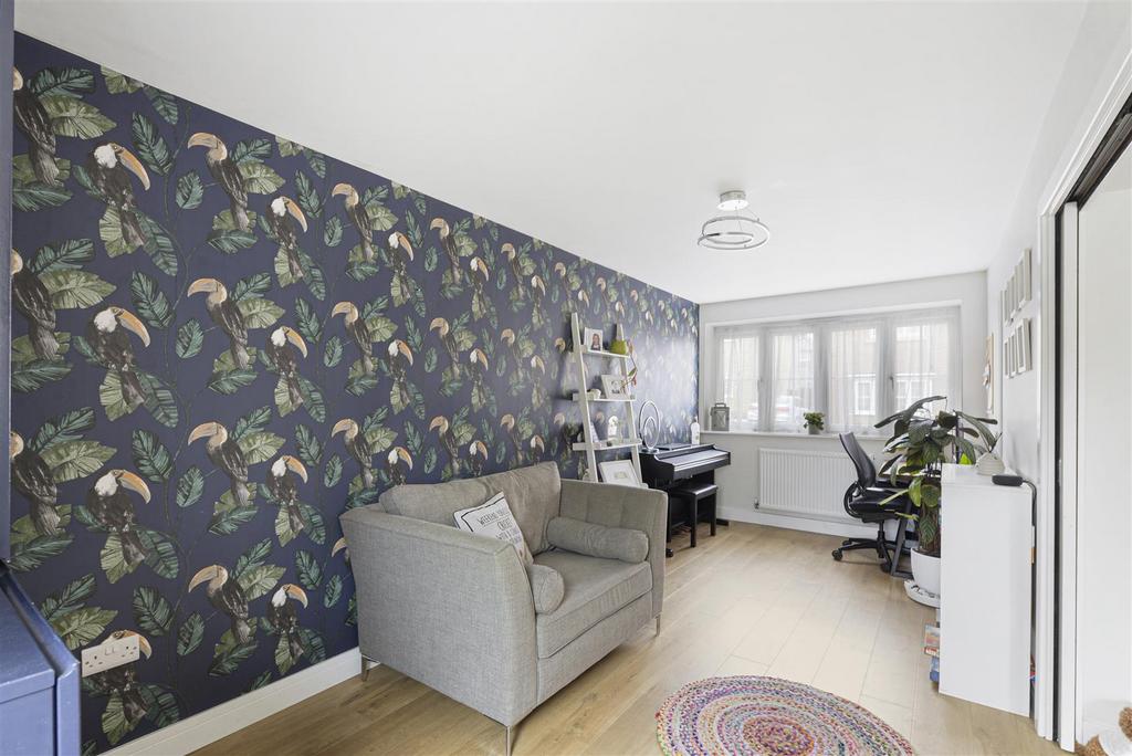 13 Hadlow10.jpg