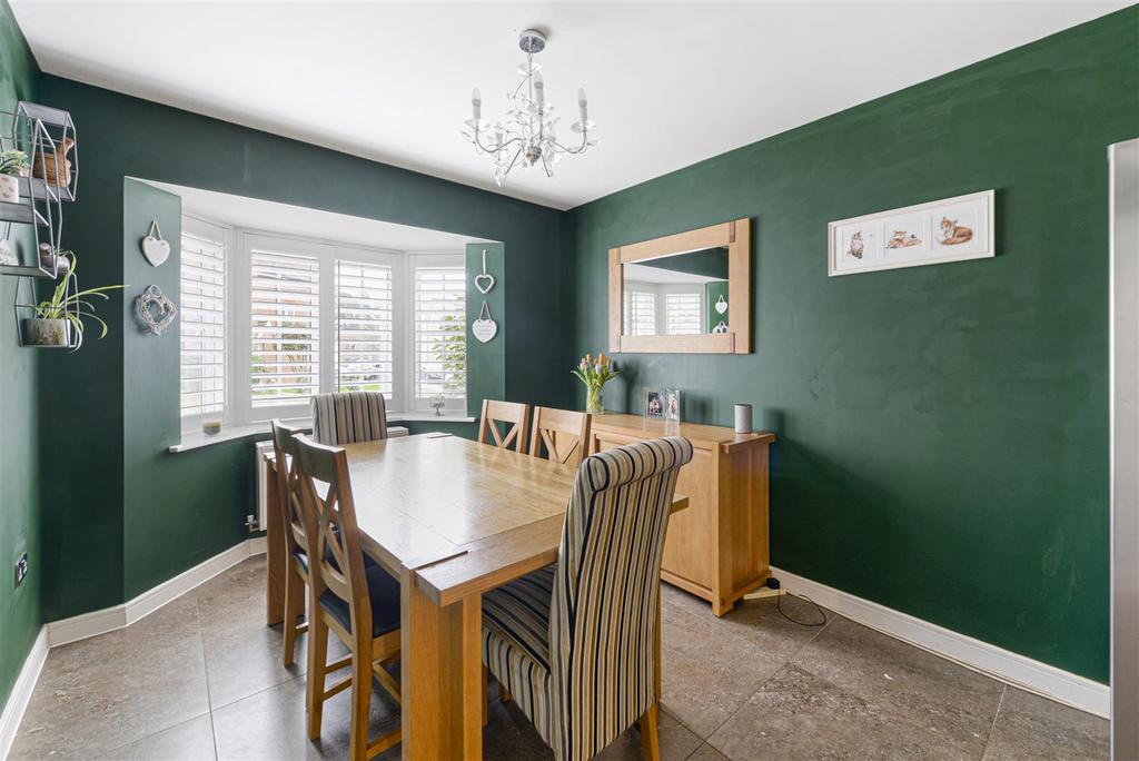 13 Hadlow03.jpg