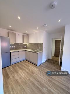 Studio to rent, Equity House, Edgware, HA8