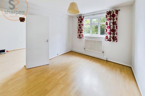1 bedroom flat to rent, Harling Court, London