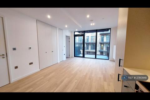 undefined, West Bradbury Yard, Brentford, TW8