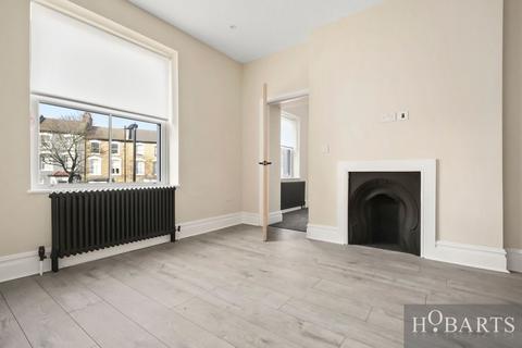 3 bedroom semi-detached house for sale, Stuart Crescent, N22