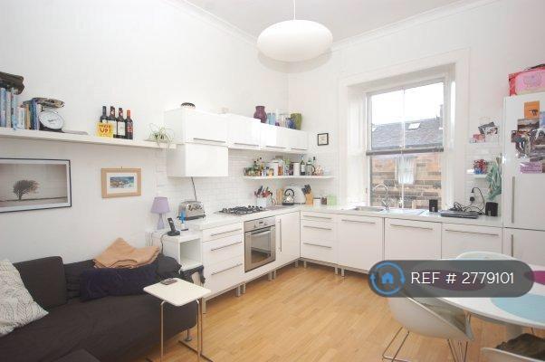 Open Plan Kitchen/Dining Area