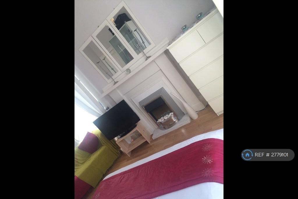 Master Double Bedroom