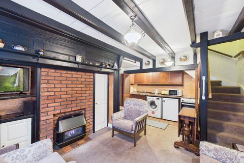 2 bedroom terraced house for sale, Flowergate, Whitby YO21