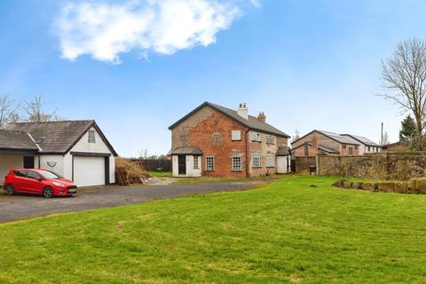 3 bedroom detached house for sale, Back Lane, Preston PR4