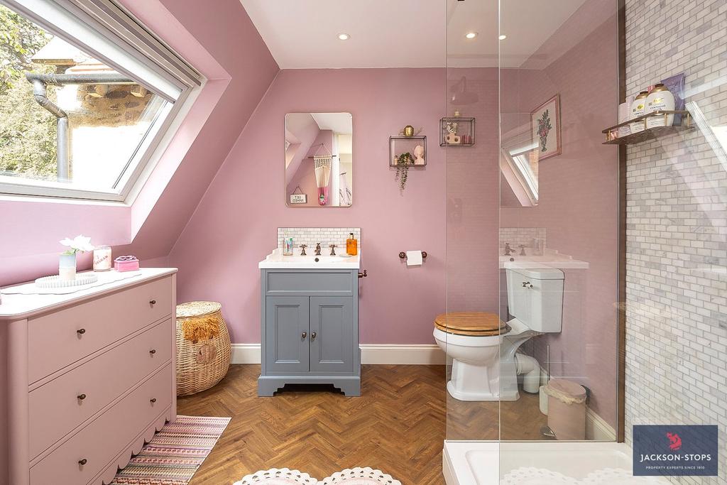 Ensuite