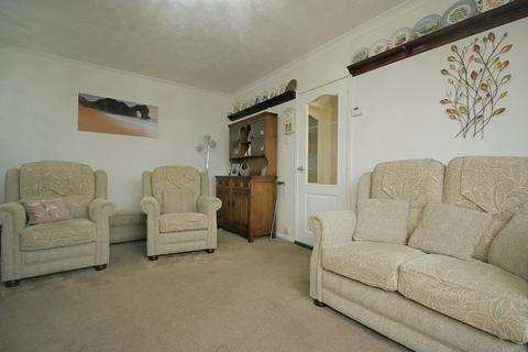 2 bedroom bungalow for sale, Markfield Crescent, Low Moor, Bradford, BD12