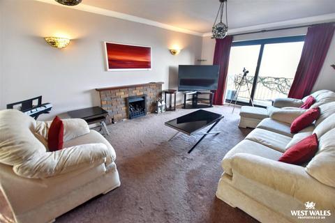 4 bedroom detached house for sale, Lawnswood, Saundersfoot