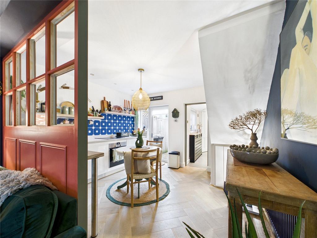 Picture No. 05