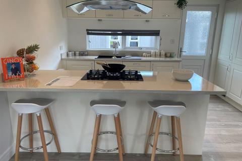 undefined, Manor Orlingbury Leedons Park, Broadway WR12