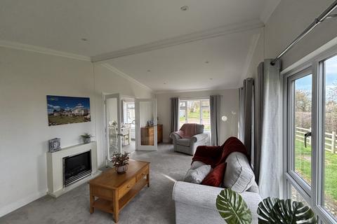 undefined, Manor Orlingbury Leedons Park, Broadway WR12