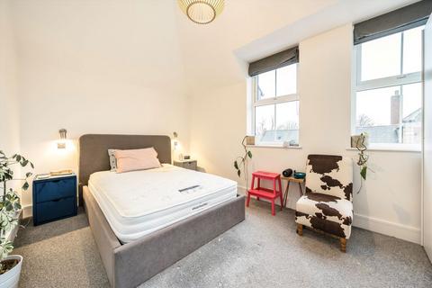 2 bedroom flat to rent, Brockley Road, London SE4