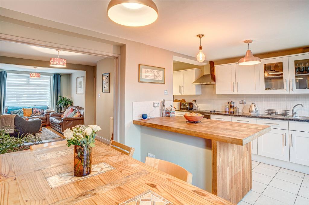 Kitchen/ Reception