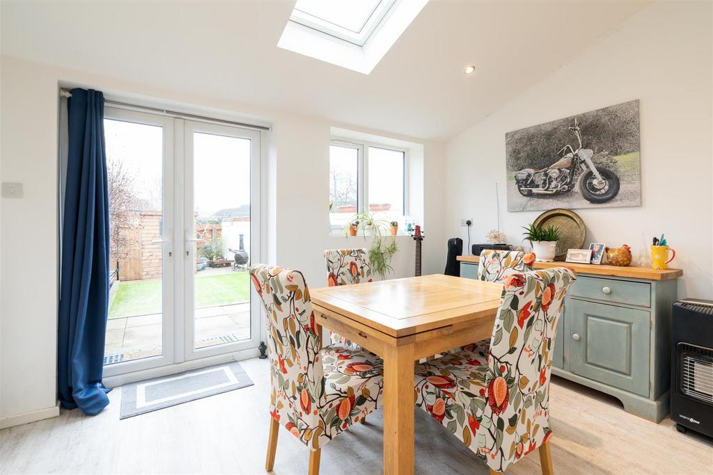 39 Rainsbrook Drive 3.jpg
