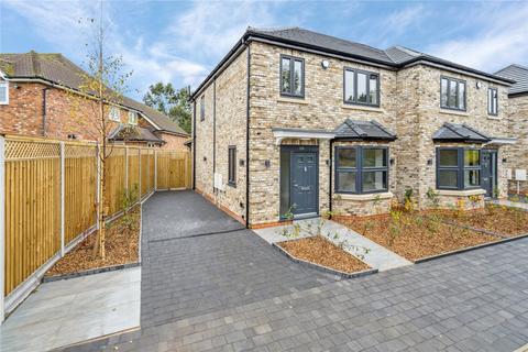 undefined, New Pond Road, Holmer Green, High Wycombe, Buckinghamshire, HP15