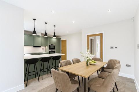 undefined, New Pond Road, Holmer Green, High Wycombe, Buckinghamshire, HP15