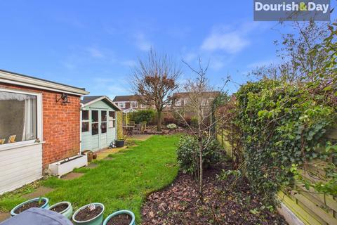 4 bedroom semi-detached house for sale, Mendip Avenue, Stafford ST17