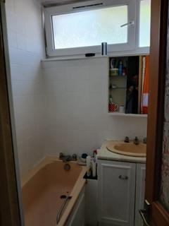 1 bedroom in a flat share to rent, Bolingbroke Walk, London SW11