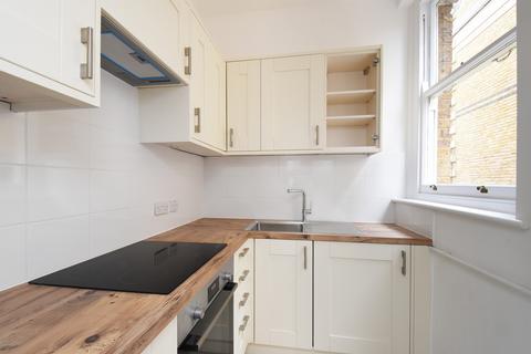 1 bedroom terraced house to rent, Thurlow Court, 122 Thurlow Park Road, London, SE21