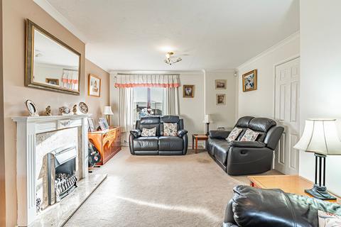 undefined, Llys Llewellyn, Pontypridd CF38