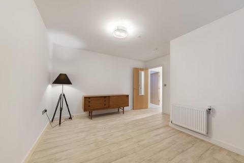 undefined, Kensington Apartments, Commercial Road, Aldgate, E1