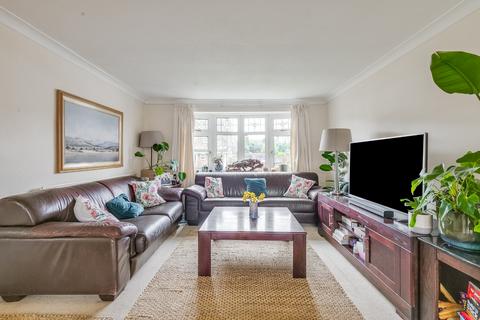 undefined, Harwood Close, Tewin, Welwyn, Hertfordshire, AL6 0LF